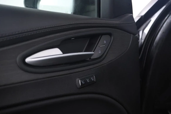 Alfa Romeo Stelvio - Afbeelding 17 van 30