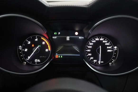 Alfa Romeo Stelvio - Afbeelding 30 van 30