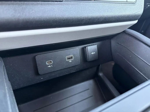 Land Rover Defender - Afbeelding 15 van 30