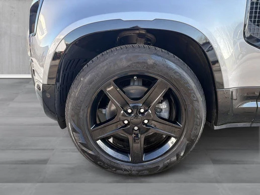 Land Rover Defender - Afbeelding 17 van 30