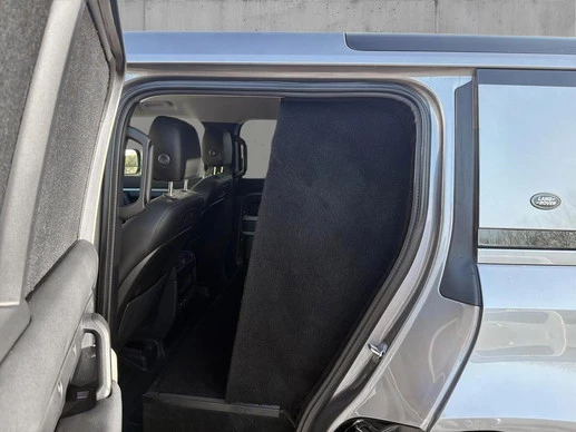 Land Rover Defender - Afbeelding 25 van 30