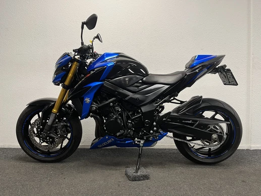 Suzuki GSX - Afbeelding 13 van 22