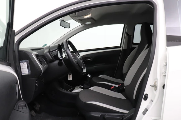 Toyota Aygo - Afbeelding 9 van 24