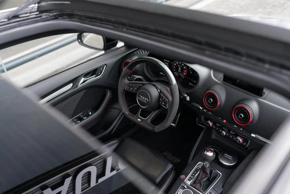 Audi RS3 - Afbeelding 18 van 30