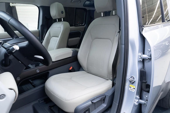 Land Rover Defender - Afbeelding 6 van 30