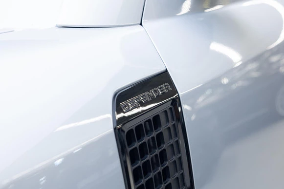 Land Rover Defender - Afbeelding 12 van 30