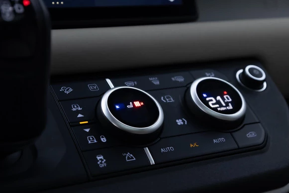 Land Rover Defender - Afbeelding 15 van 30