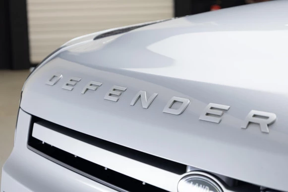 Land Rover Defender - Afbeelding 17 van 30