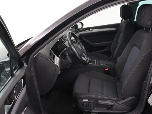 Volkswagen Passat - Afbeelding 5 van 30