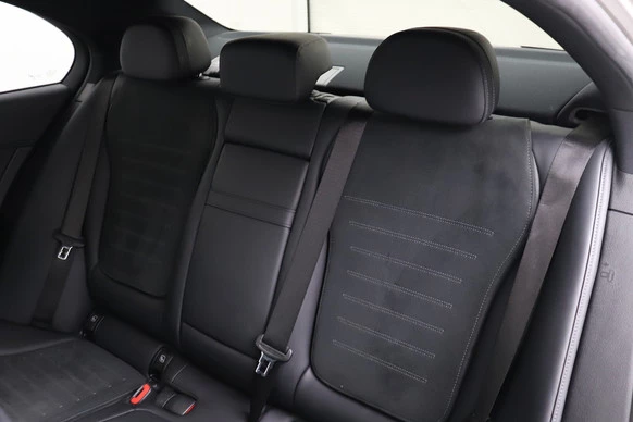 Mercedes-Benz C-Klasse - Afbeelding 12 van 27