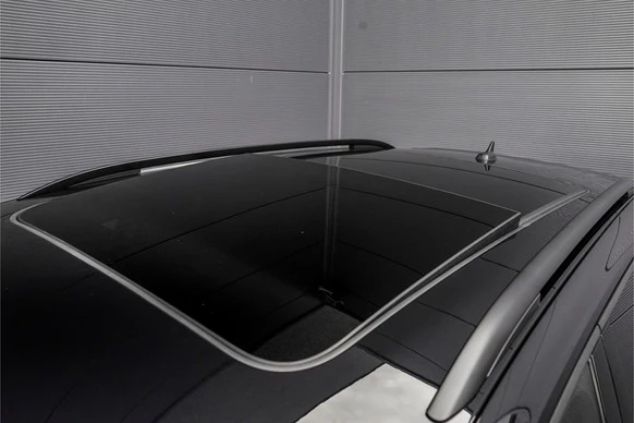 Volkswagen Tiguan - Afbeelding 17 van 30