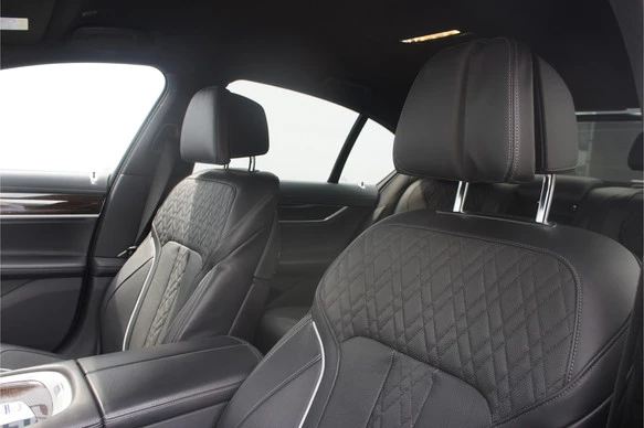 BMW 7 Serie - Afbeelding 15 van 30