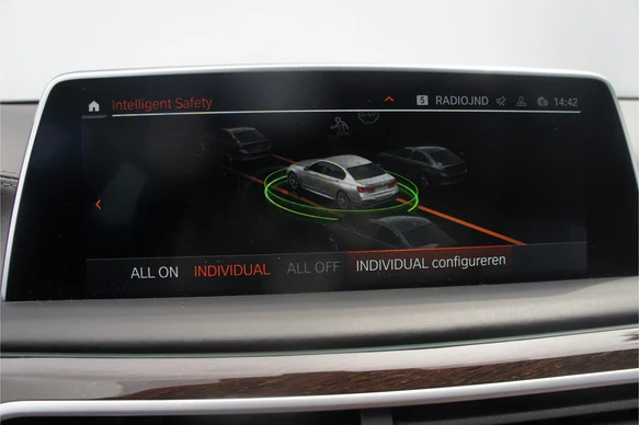 BMW 7 Serie - Afbeelding 25 van 30