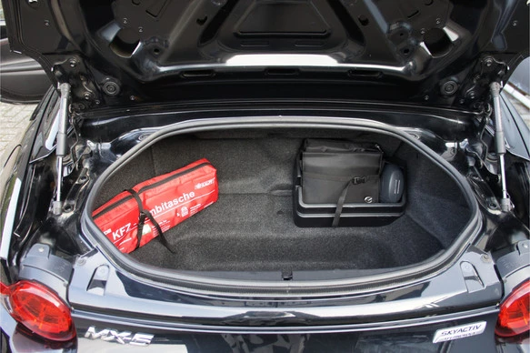 Mazda MX-5 - Afbeelding 23 van 30