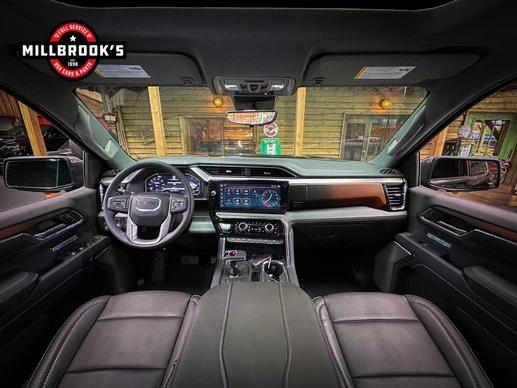 GMC Sierra - Afbeelding 17 van 30