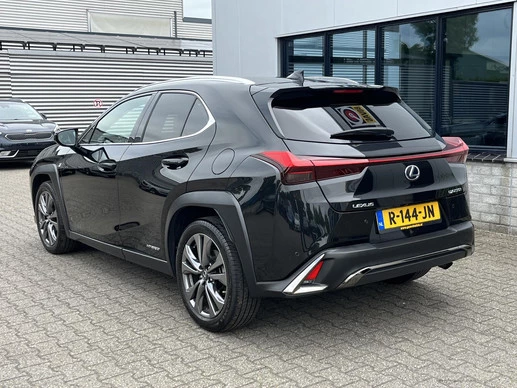 Lexus UX - Afbeelding 6 van 30