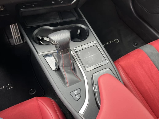 Lexus UX - Afbeelding 16 van 30