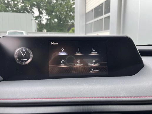 Lexus UX - Afbeelding 22 van 30