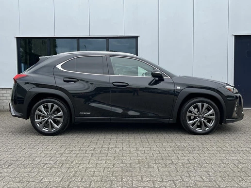 Lexus UX - Afbeelding 27 van 30
