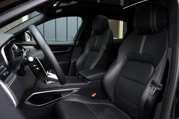 Jaguar F-PACE - Afbeelding 15 van 30