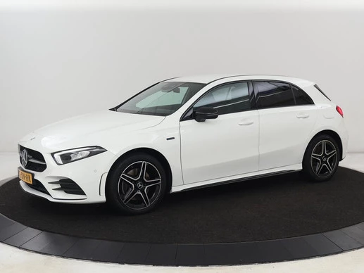 Mercedes-Benz A-Klasse - Afbeelding 1 van 30