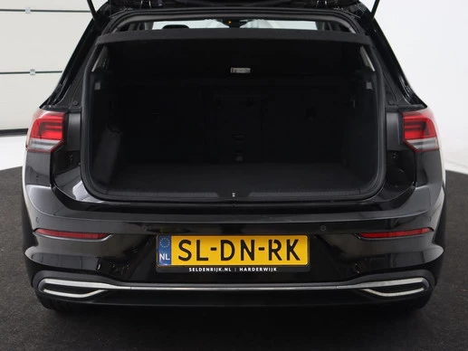 Volkswagen Golf - Afbeelding 12 van 30