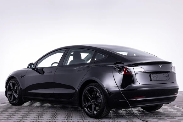 Tesla Model 3 - Afbeelding 2 van 29