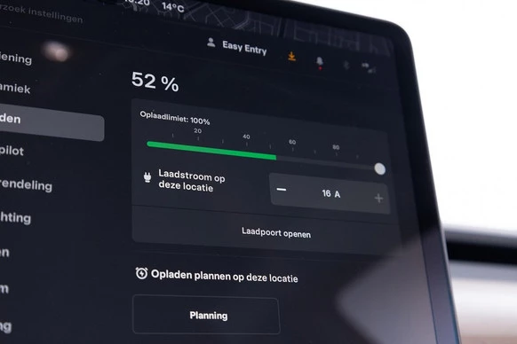 Tesla Model 3 - Afbeelding 14 van 29