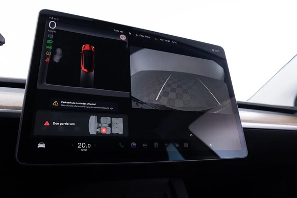 Tesla Model 3 - Afbeelding 17 van 29