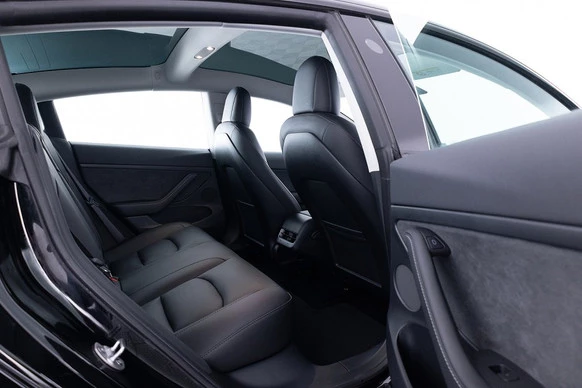 Tesla Model 3 - Afbeelding 10 van 30