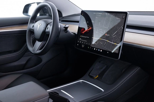 Tesla Model 3 - Afbeelding 3 van 30