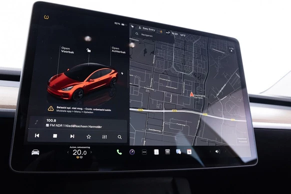 Tesla Model 3 - Afbeelding 14 van 30