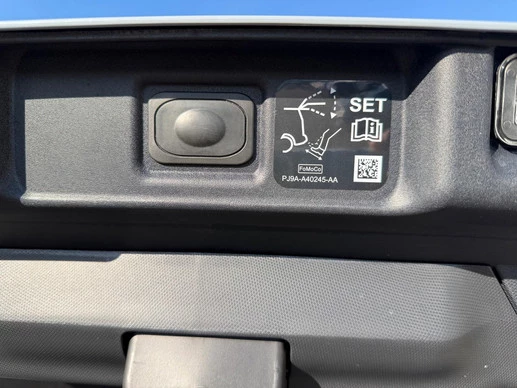 Ford Mustang Mach-E - Afbeelding 9 van 30