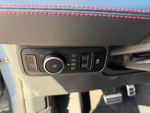 Ford Mustang Mach-E - Afbeelding 18 van 30