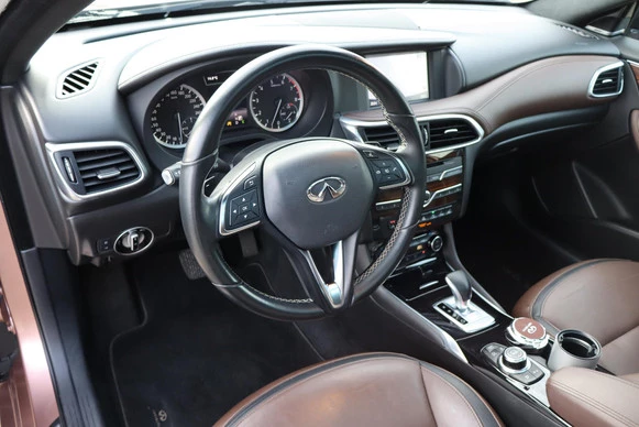 Infiniti Q - Afbeelding 6 van 30