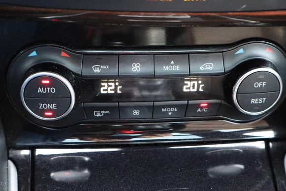 Infiniti Q - Afbeelding 12 van 30