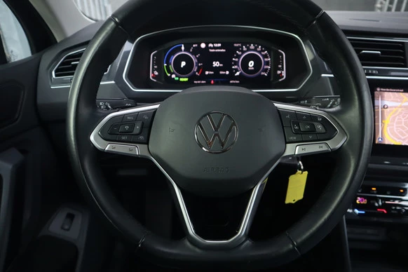 Volkswagen Tiguan - Afbeelding 13 van 30