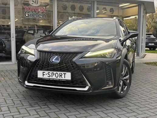 Lexus UX - Afbeelding 2 van 30