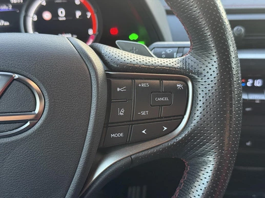 Lexus UX - Afbeelding 7 van 30