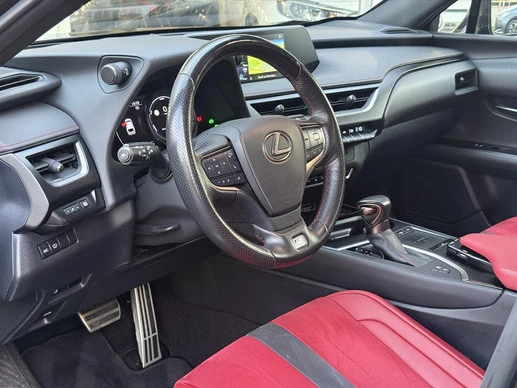 Lexus UX - Afbeelding 10 van 30