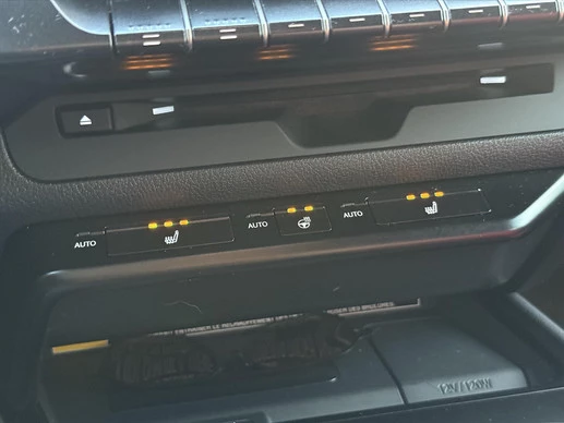 Lexus UX - Afbeelding 18 van 30