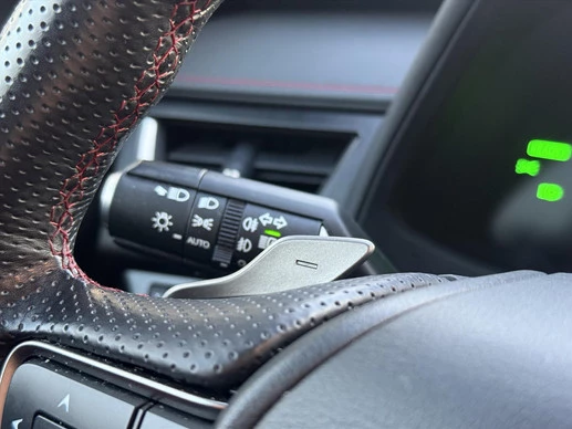 Lexus UX - Afbeelding 22 van 30