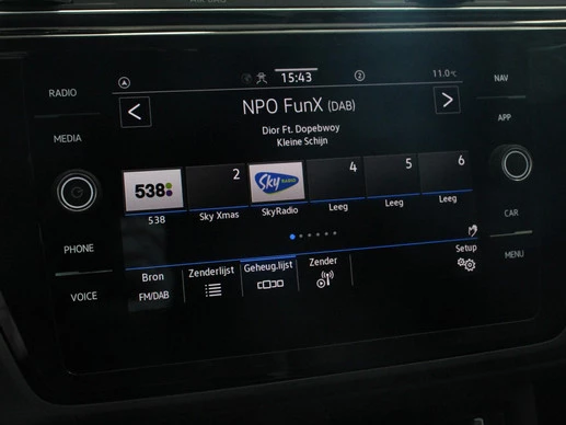 Volkswagen Touran - Afbeelding 21 van 30