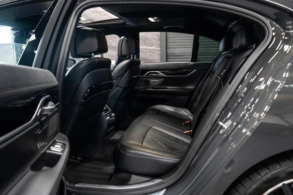 BMW 7 Serie - Afbeelding 22 van 30