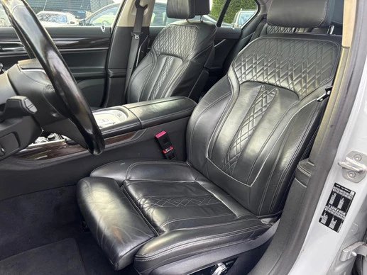 BMW 7 Serie - Afbeelding 11 van 26