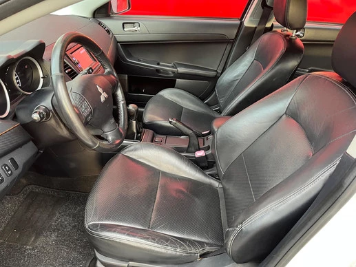 Mitsubishi Lancer - Afbeelding 22 van 30