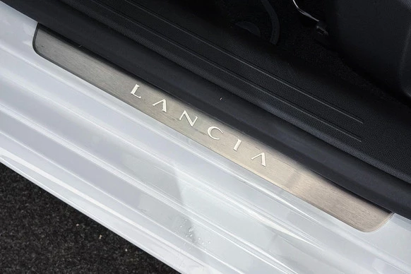 Lancia Ypsilon - Afbeelding 23 van 30