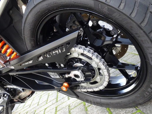 KTM  - Afbeelding 16 van 18