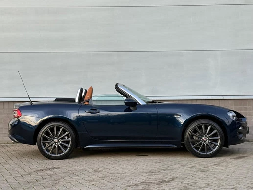 Fiat 124 Spider - Afbeelding 4 van 30