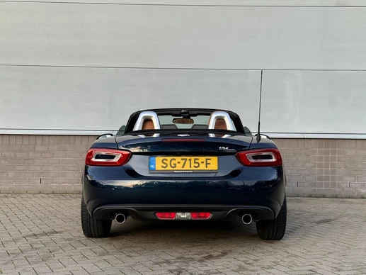 Fiat 124 Spider - Afbeelding 5 van 30